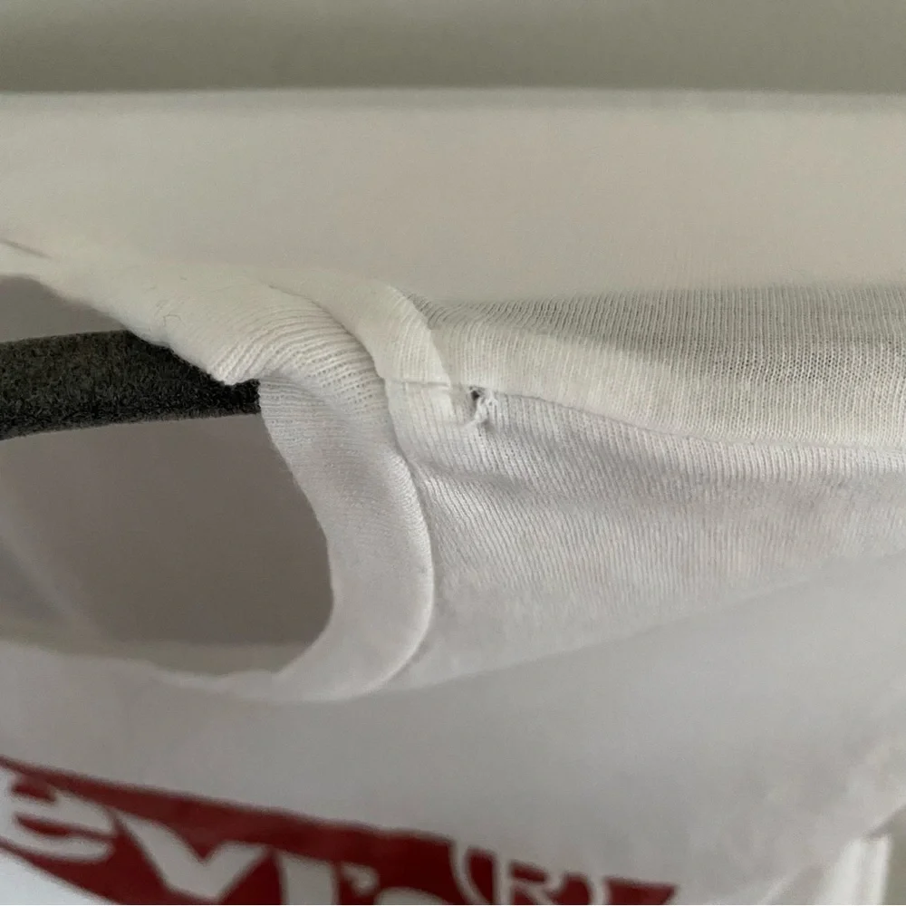 Levi’s Batwing‎ Perfect White Classic Casual 90s Cotton T-Shirt Large
